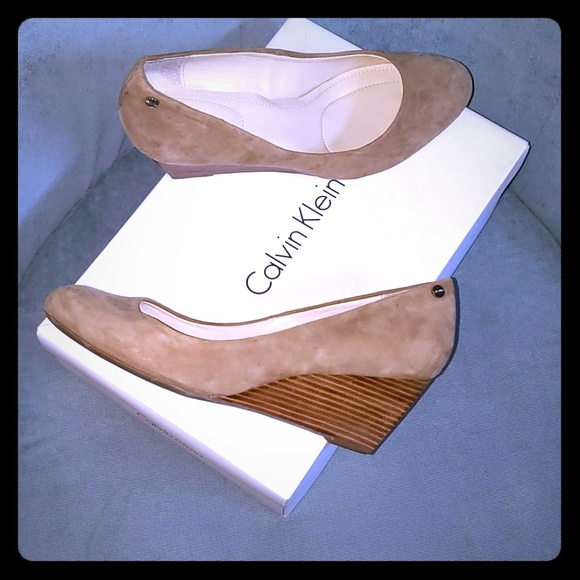 Calvin Klein Shoes - Calvin Klein 8.5 Saxton Wedge SUEDE!!